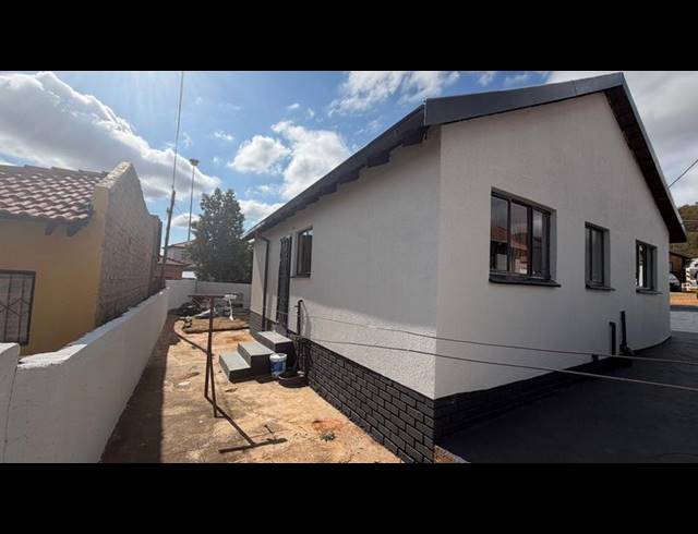 3 BEDROOM HOUSE FOR SALE IN SOSHANGUVE SOUTH